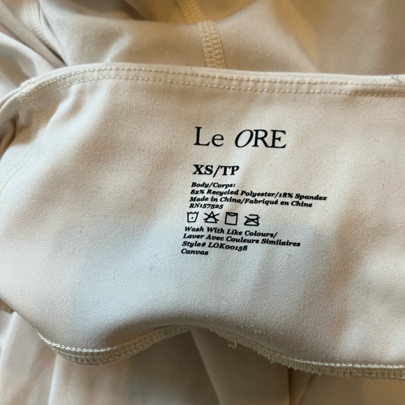 Le Ore Lucca High Rise Legging in Canvas - Picture 6 of 7